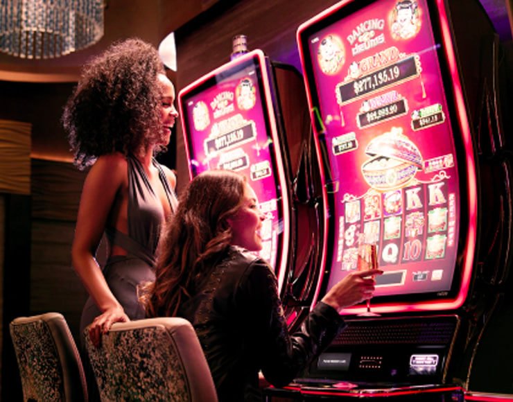 Roulette Live Casino drag slot dengan bola yang sedang diputar